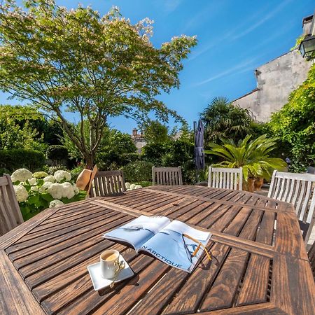 Escale Rochelaise, Gite Urbain Avec Spa Bain Nordique Et Sauna Tonneau La Rochelle  Kültér fotó
