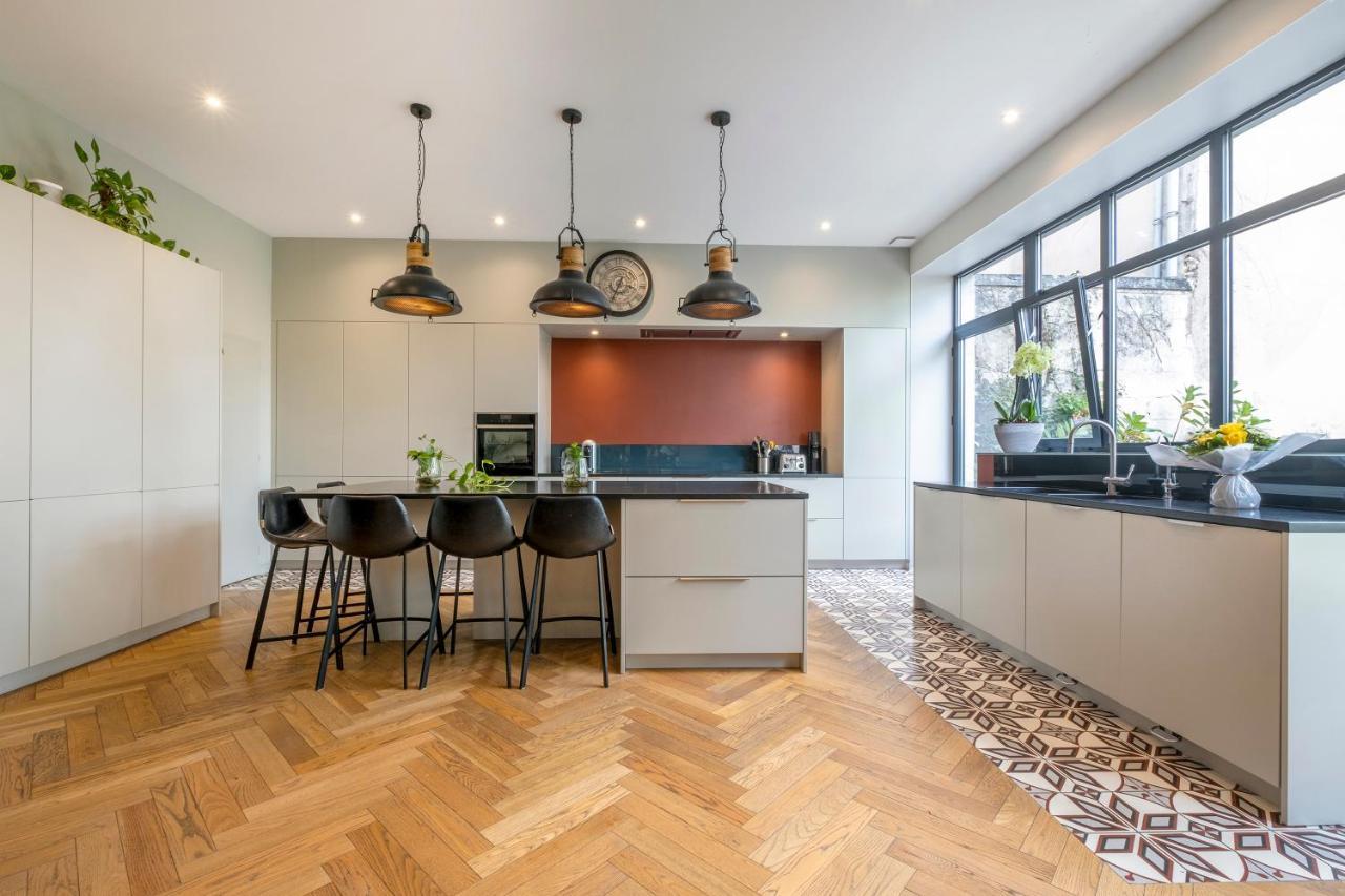 Escale Rochelaise, Gite Urbain Avec Spa Bain Nordique Et Sauna Tonneau La Rochelle  Kültér fotó